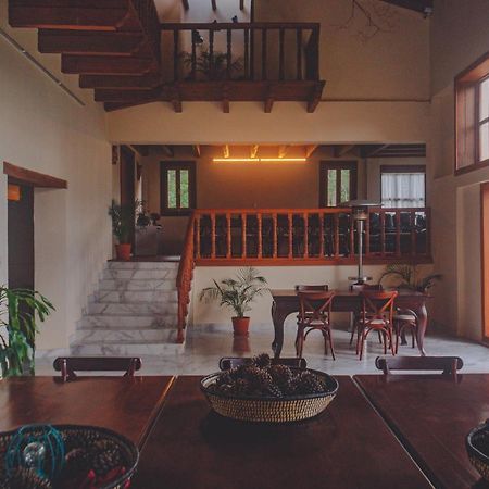 Отель Cortijo La Casona Сан-Кристобаль-де-Ла-Касас Экстерьер фото